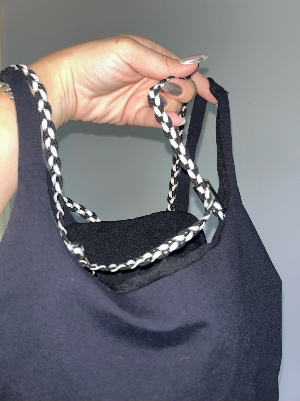 Black Chain-Trim Flared yoga Set - Picture 6 of 16